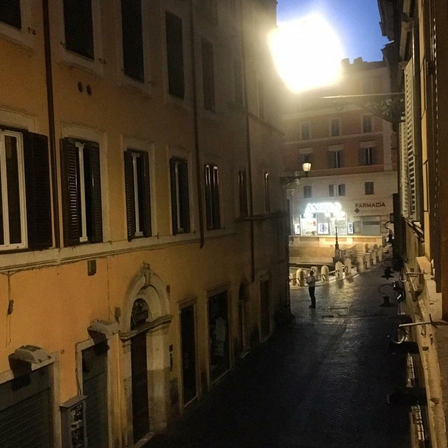 Suitelifetrevi Roma Exterior foto
